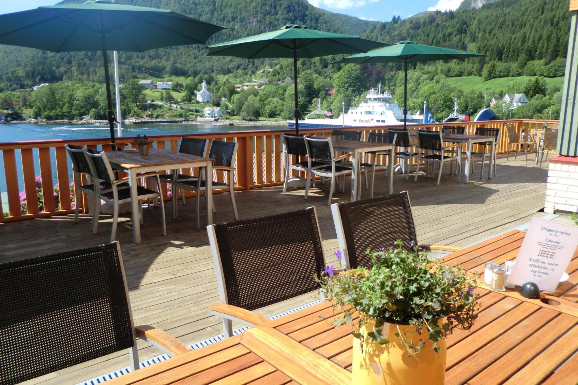 Lavik Fjord Hotel & Apartments Dış mekan fotoğraf